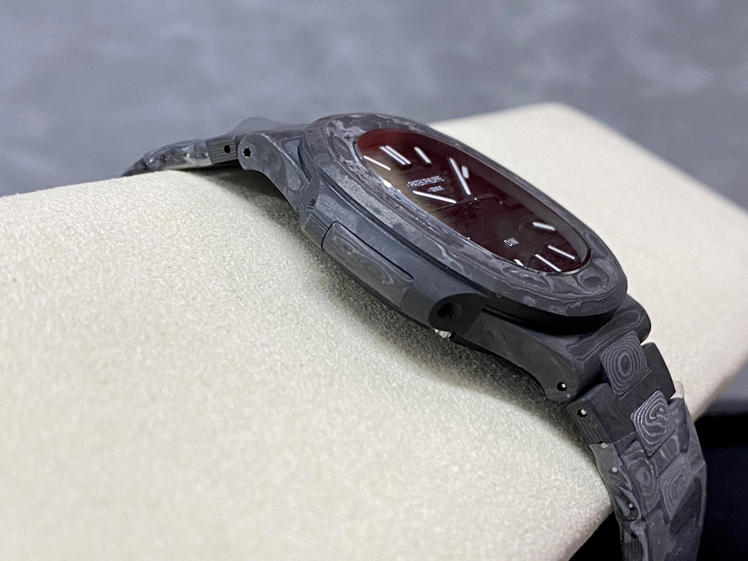 Patek Philippe Nautilus Carbon Fiber Case Black Dial 5711 40MM Watch