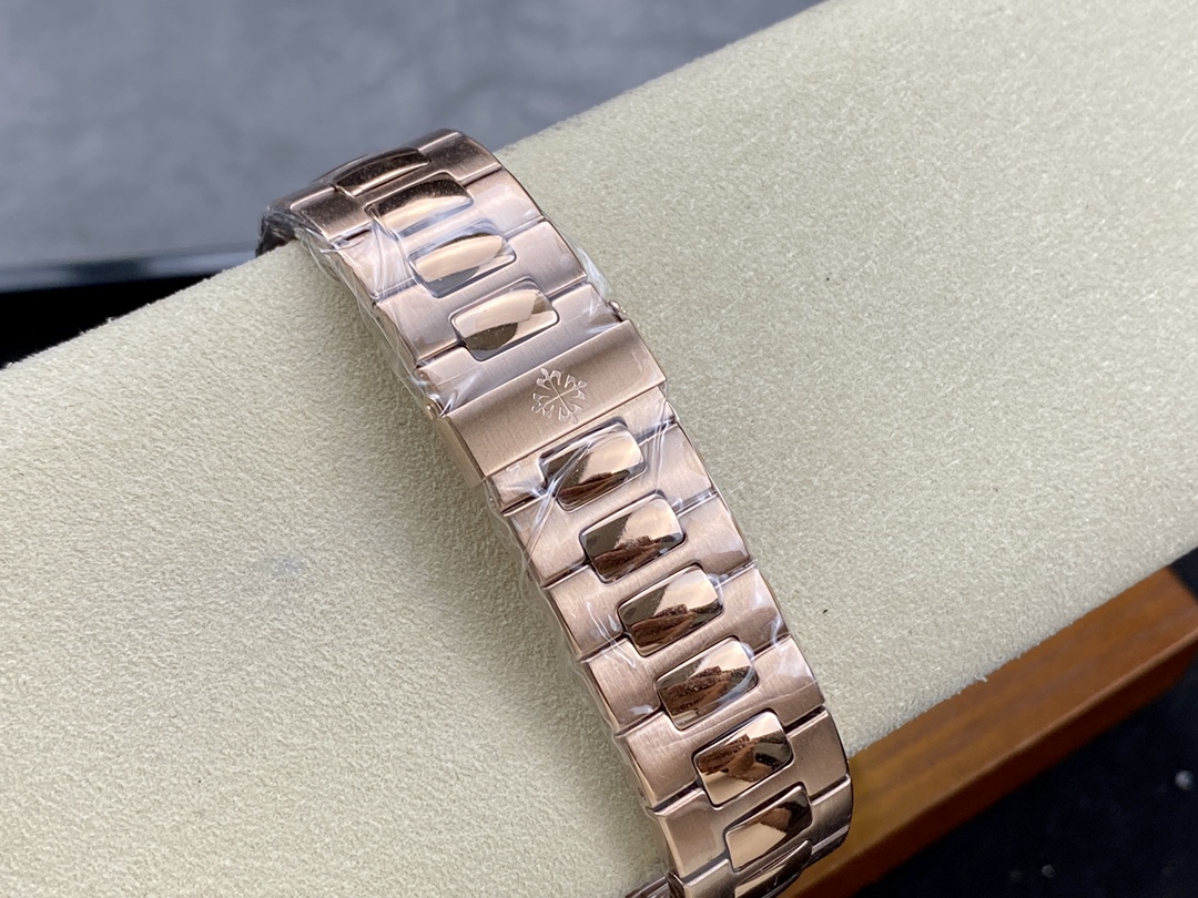 Patek Philippe Nautilus Moon Phase Rose Gold Black Dial 5712 1R 001 40MM