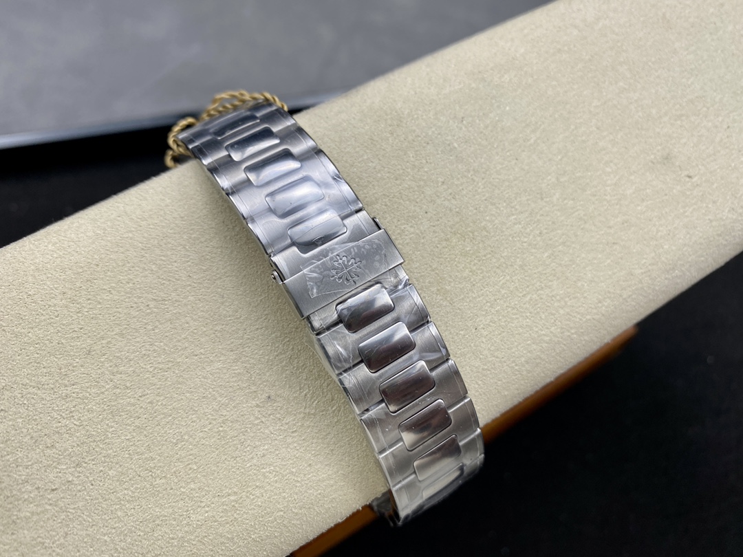 Patek Philippe Nautilus Chronograph Stainless Steel Blue Dial 5980 1A 001