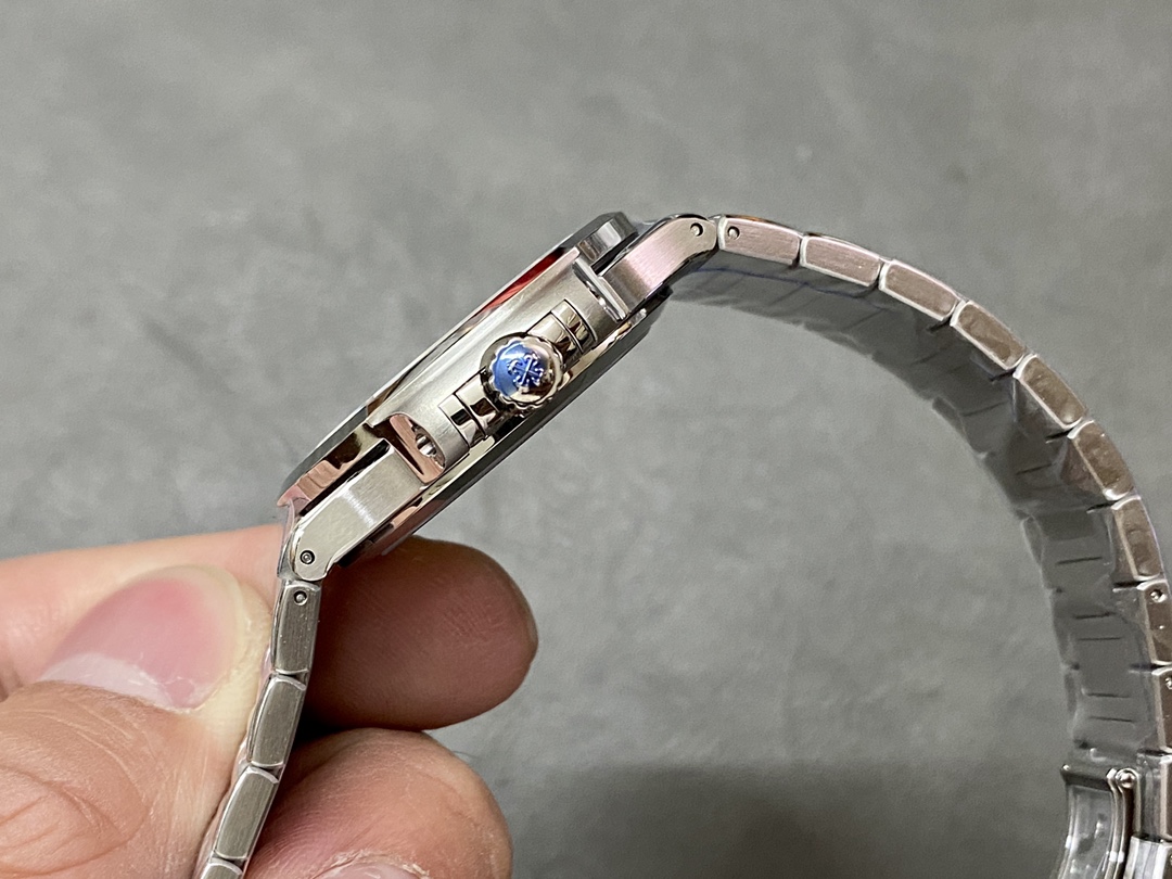 Patek Philippe Ladies Nautilus Blue Dial and Grey Dial 7118 1A 001 35.2mm