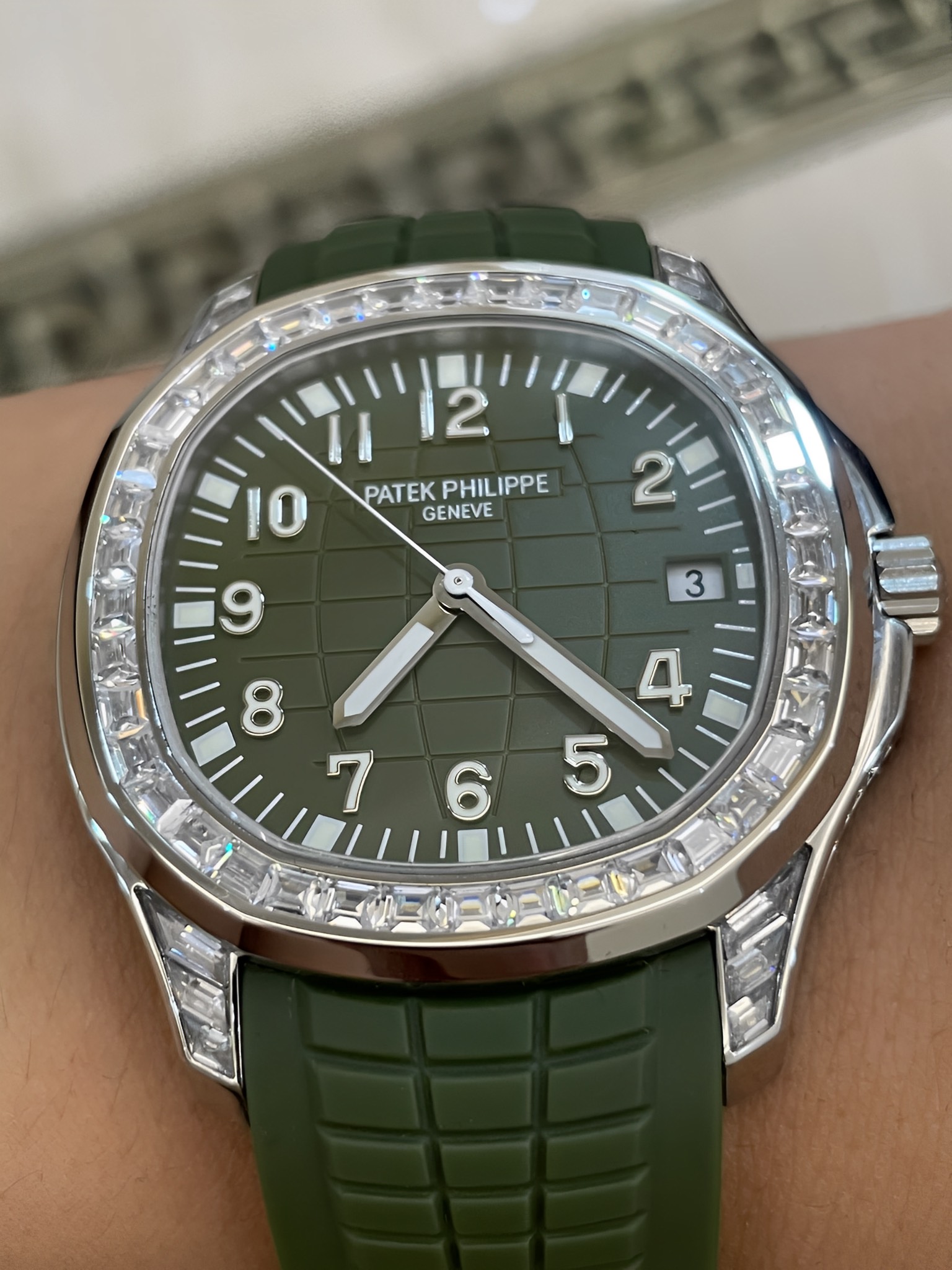 Patek Philippe Aquanaut 5167 300G 010 Black & Green & Brown 40mm