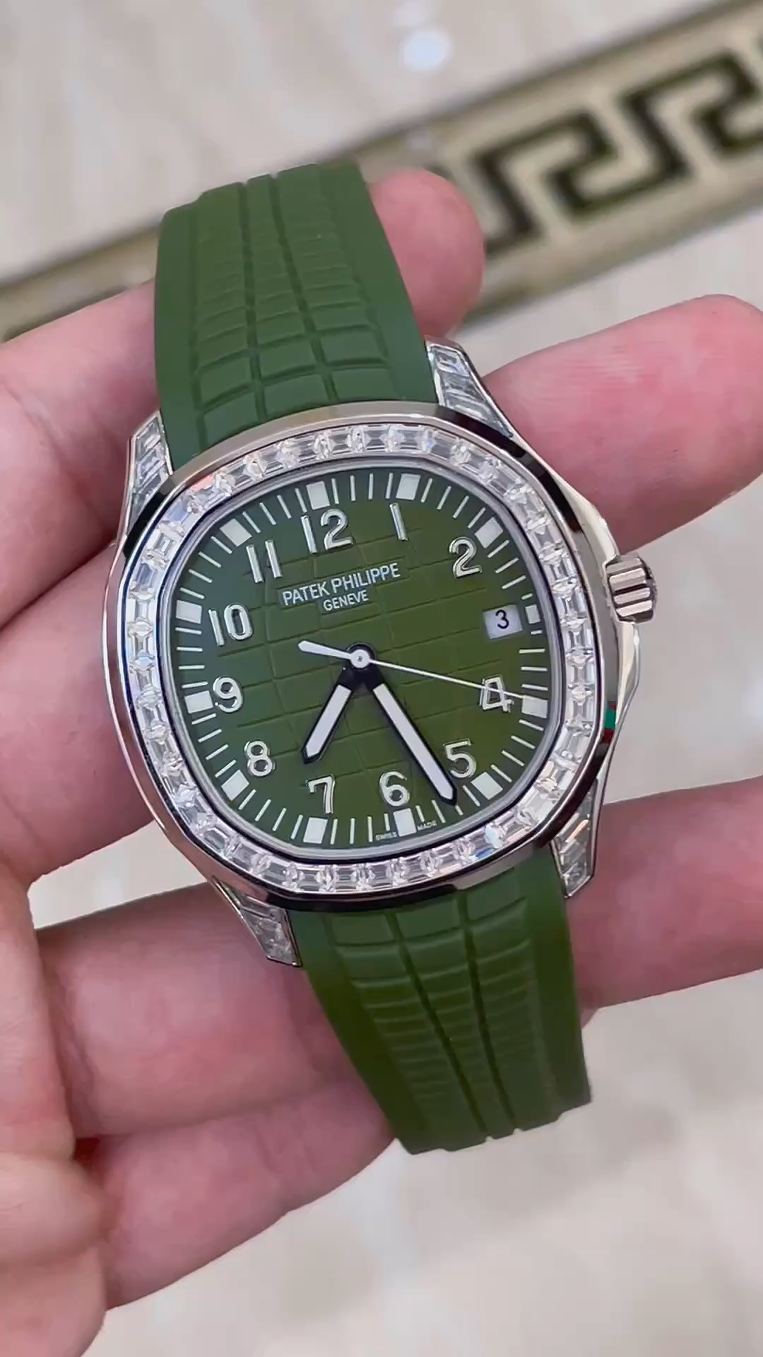 Patek Philippe Aquanaut 5167 300G 010 Black & Green & Brown 40mm