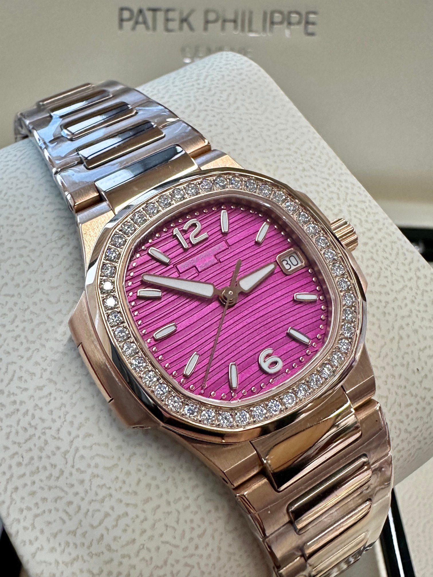 Patek Philippe Nautilus 7010 1R 013 Purple Dial 32mm
