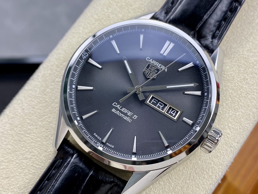 Tag Heuer Carrera Calibre 5 Steel & Leather WAR201A.FC6266