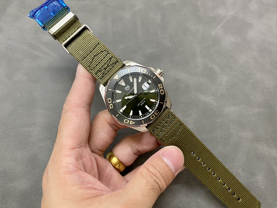 Tag Heuer Aquaracer Grey Dial Men's Watch WAY101L.FC8222 Quartz 43mm