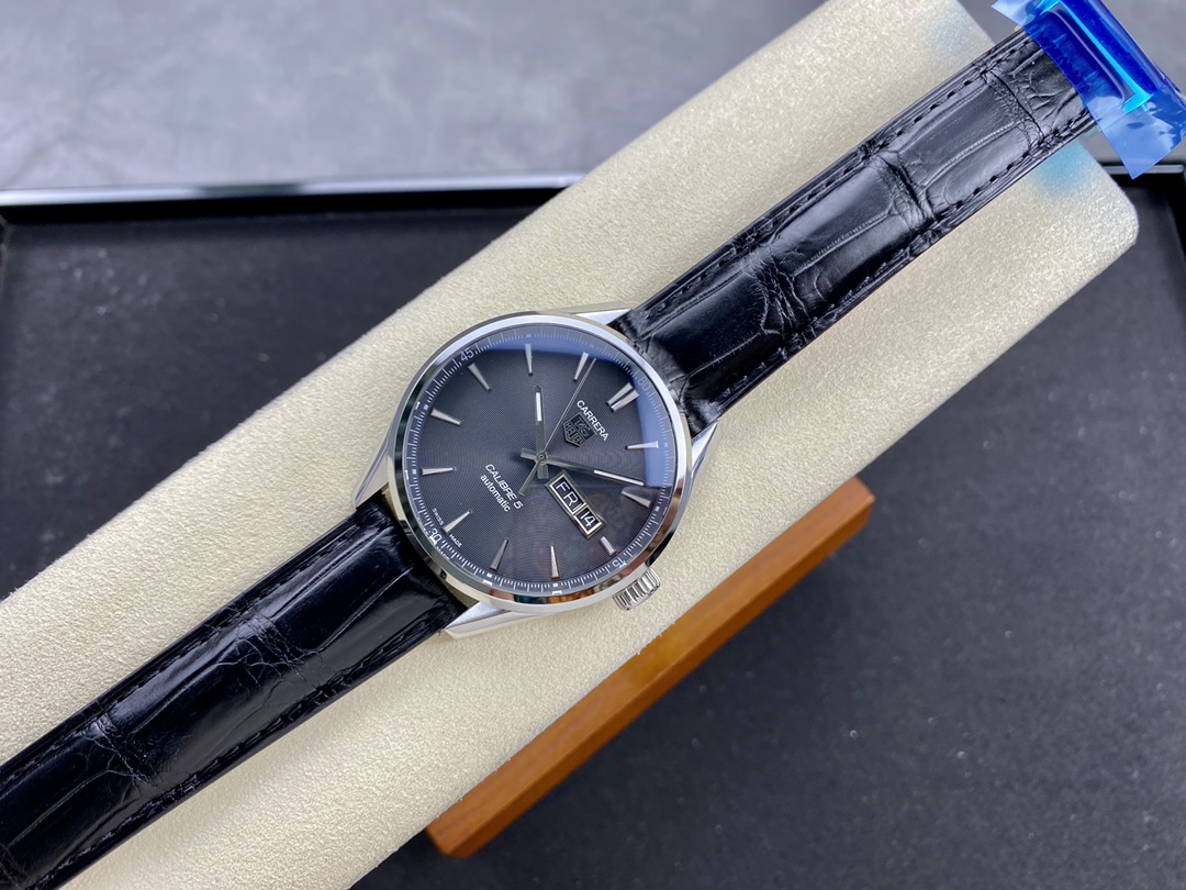 Tag Heuer Carrera Calibre 5 Steel & Leather WAR201A.FC6266