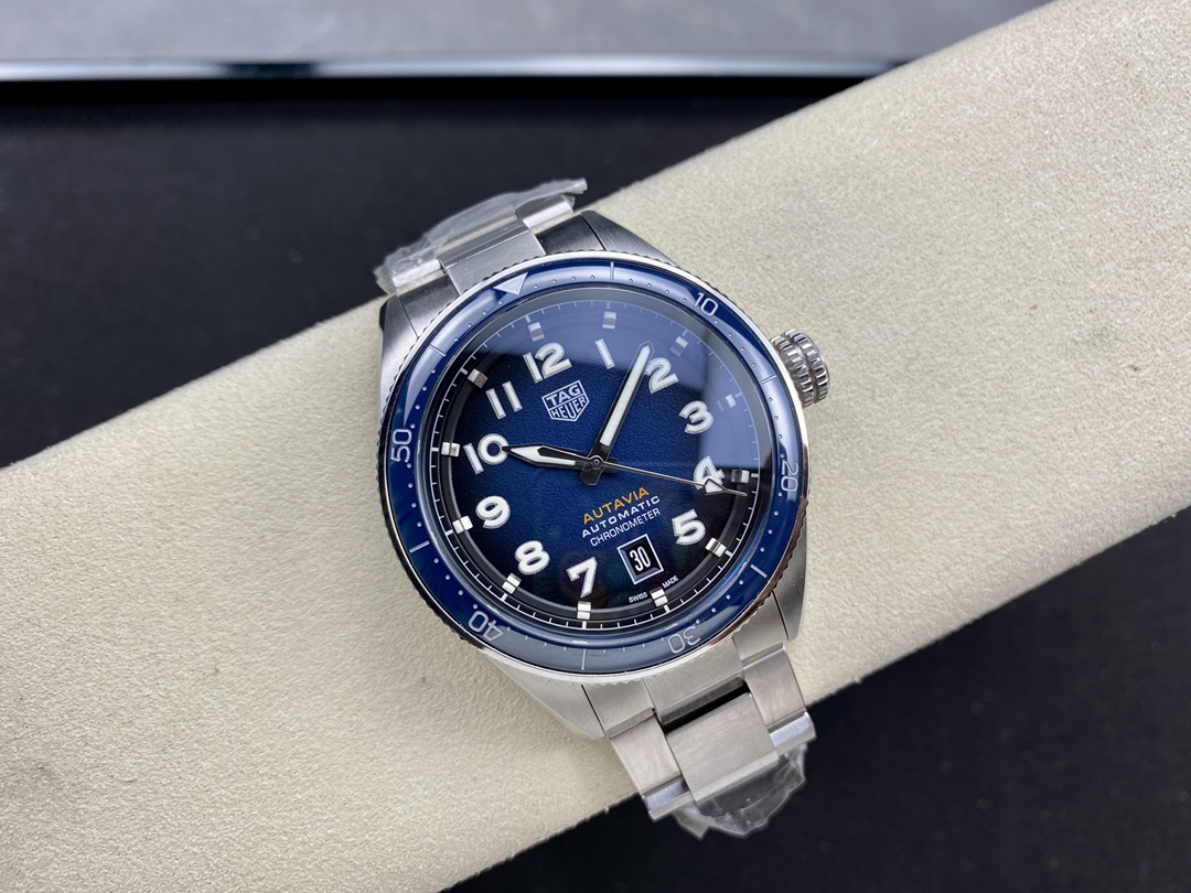 Tag Heuer Autavia Calibre 5 Chronometer WBE5116.EB0173 42mm