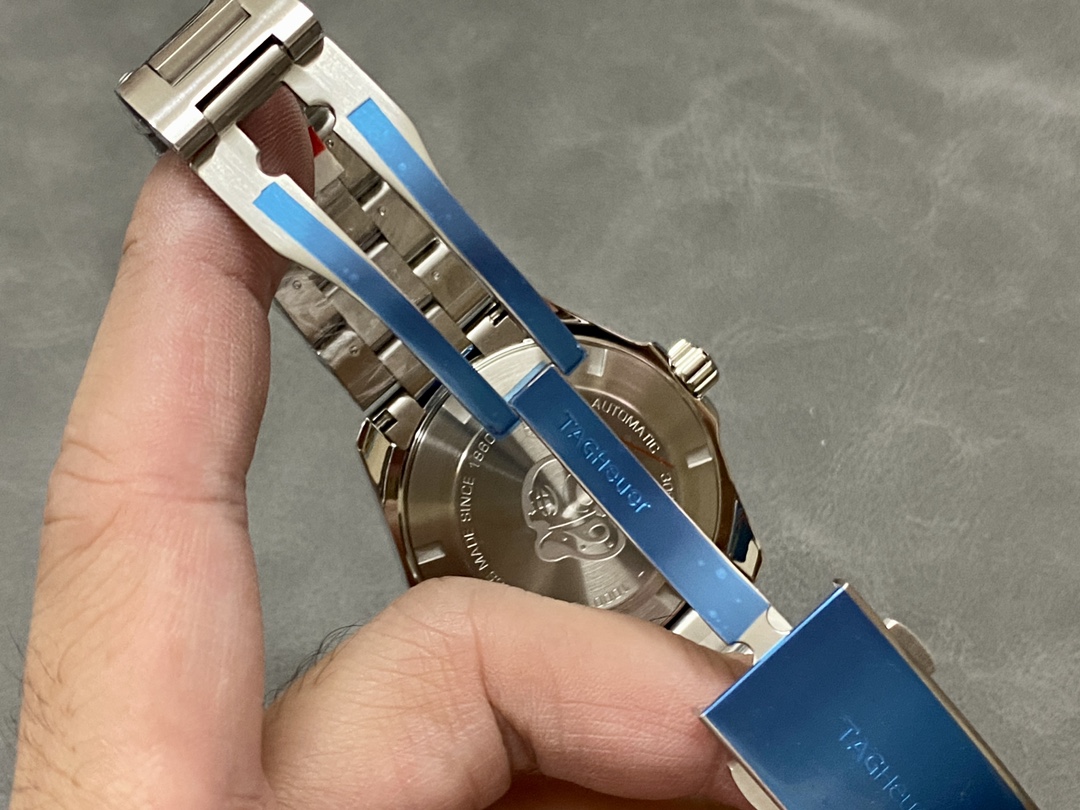 TAG Heuer Aquaracer 300 Automatic WBD2110.BA0928 Mens Watch