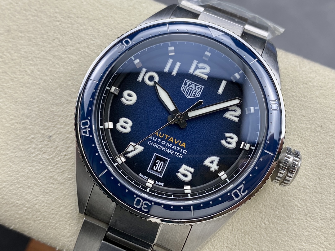 Tag Heuer Autavia Calibre 5 Chronometer WBE5116.EB0173 42mm