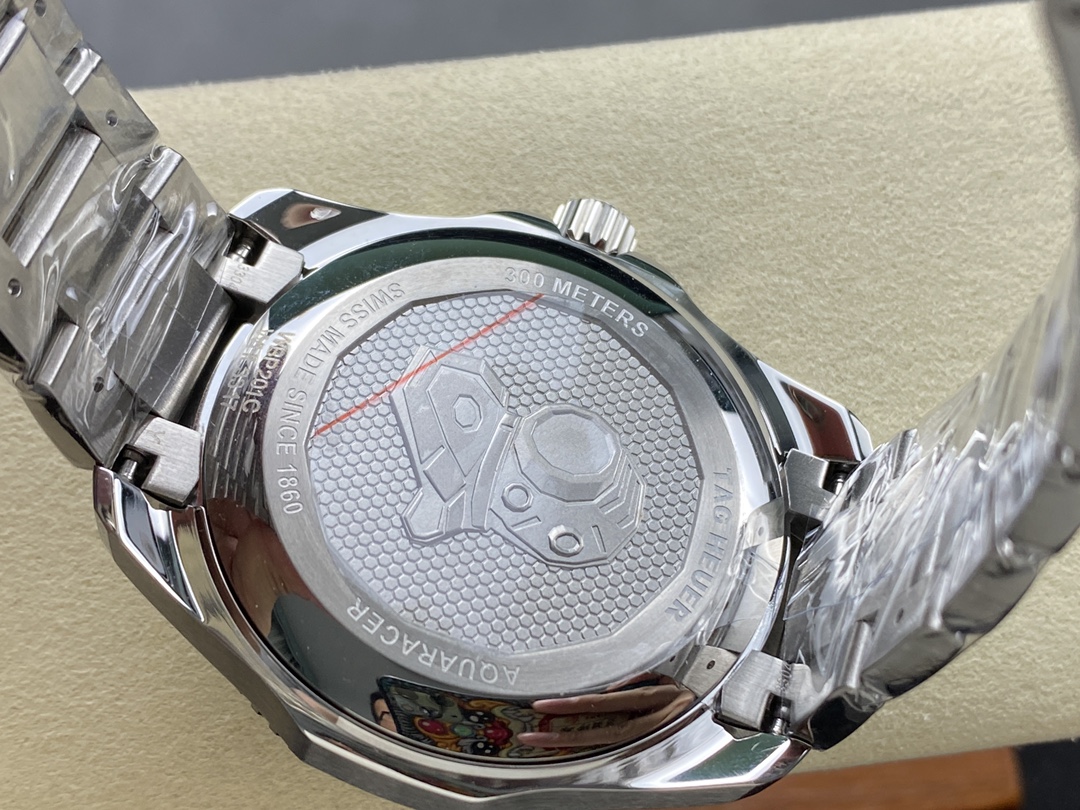 Tag Heuer Aquaracer Professional 300 Stainless Steel Automatic WBP201C.BA0632 43mm