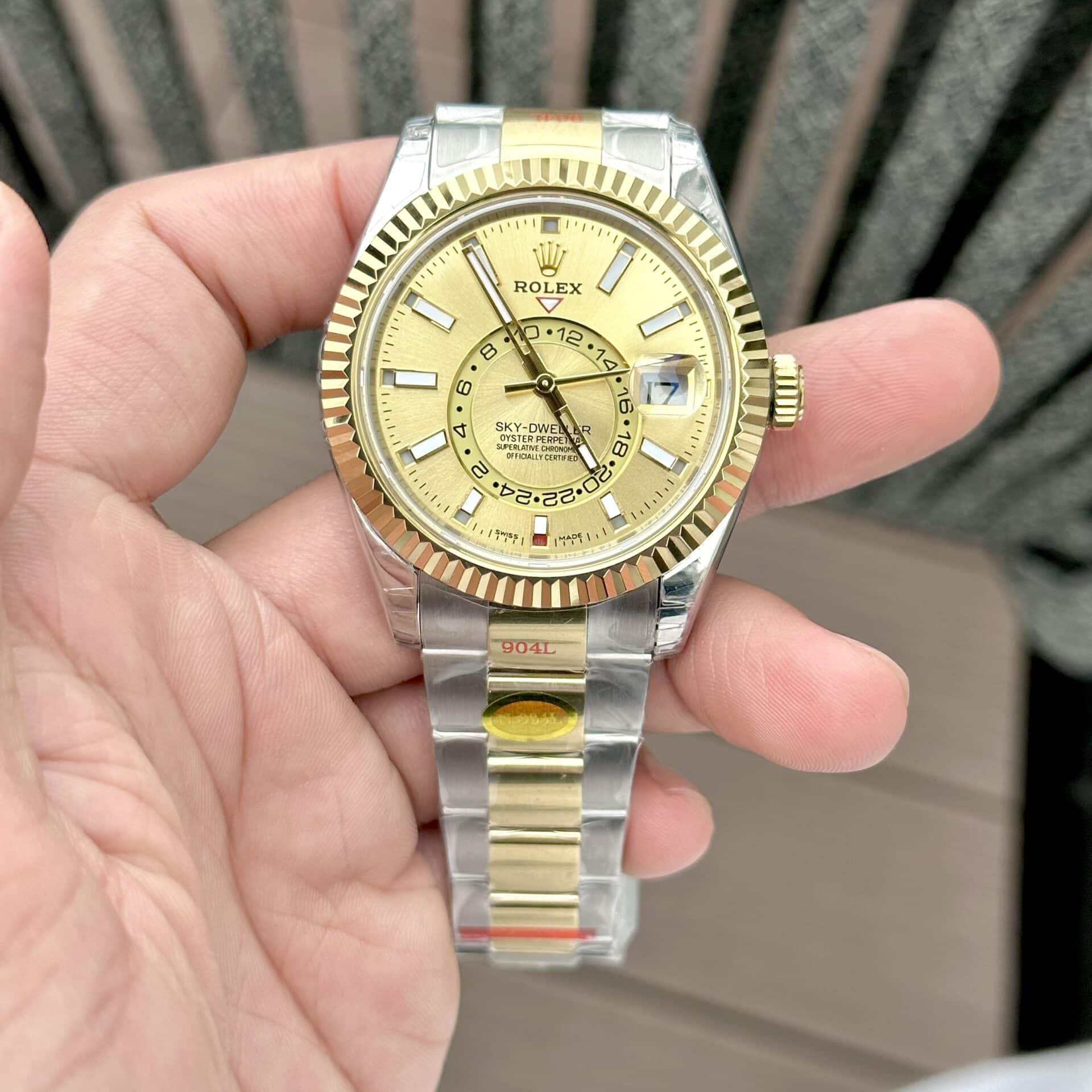 Rolex Sky Dweller Champagne Dial Yellow Gold 336933 0001 42mm
