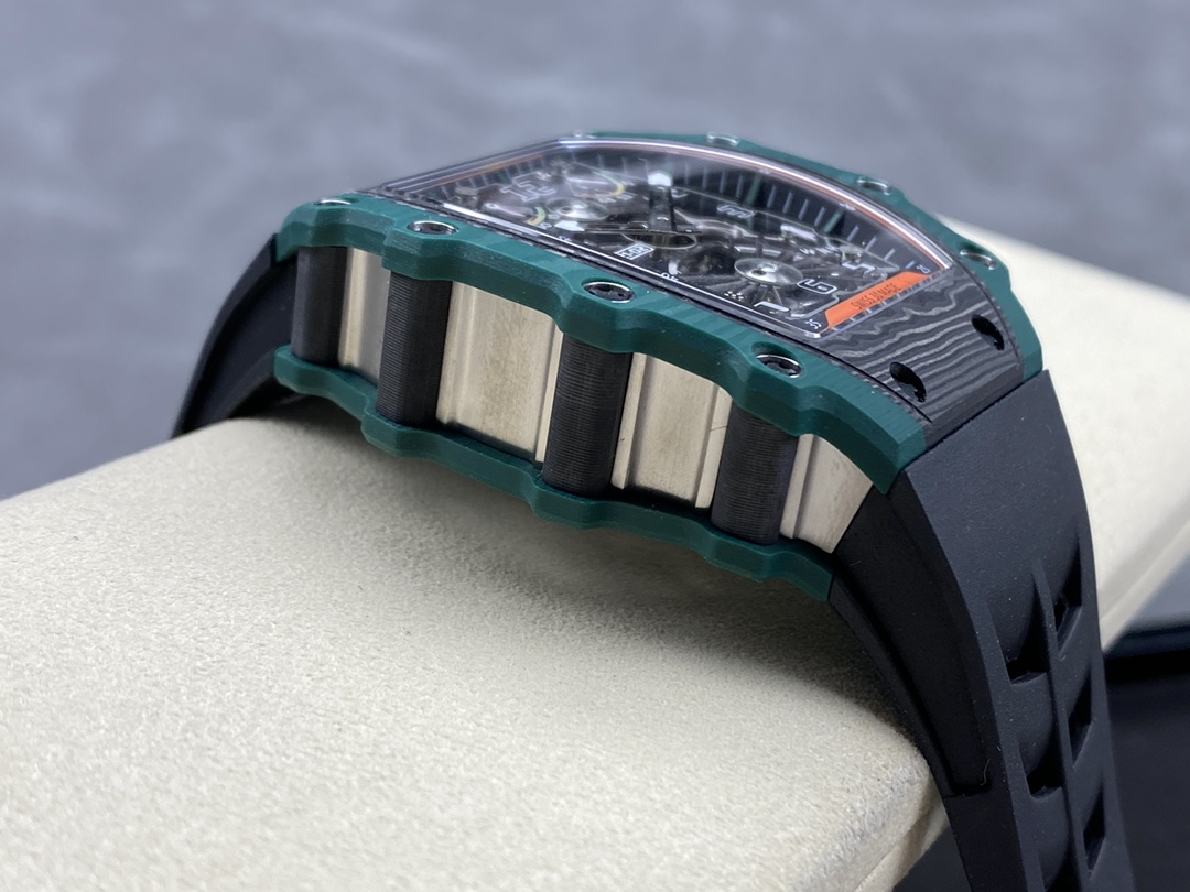 Richard Mille RM 21-02 Tourbillon Aerodyne Quarts TPT Carbon