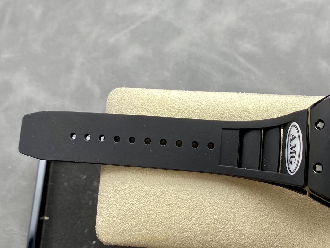 5 Colors Richard Mille Limited Edition RM52 Skull Titanium Tourbillon Openworked Dial