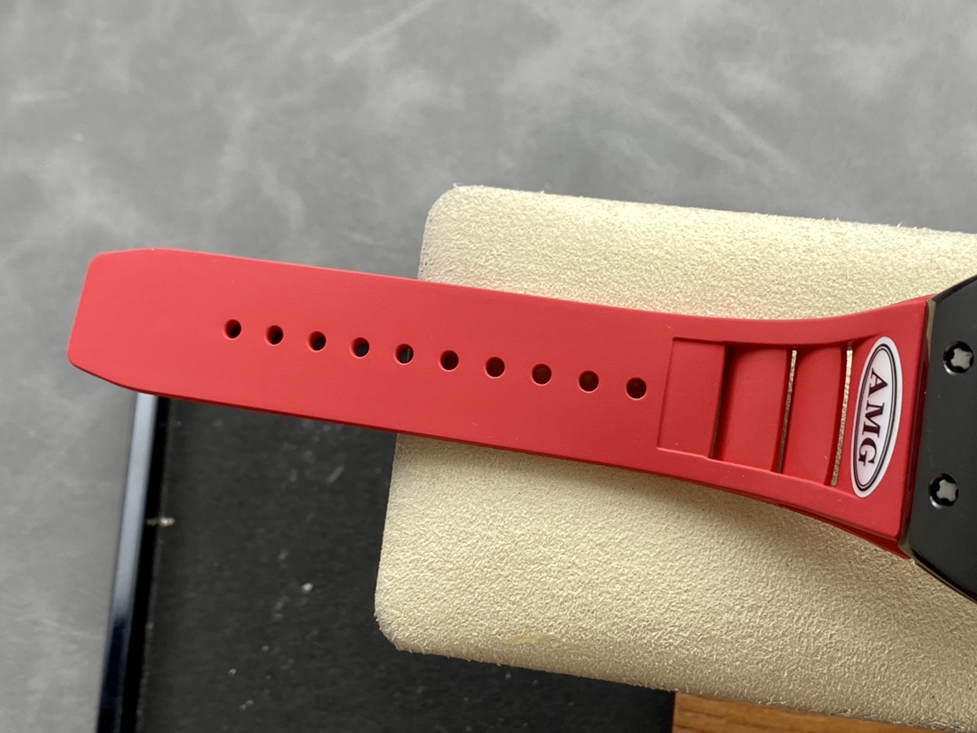 5 Colors Richard Mille Limited Edition RM52 Skull Titanium Tourbillon Openworked Dial