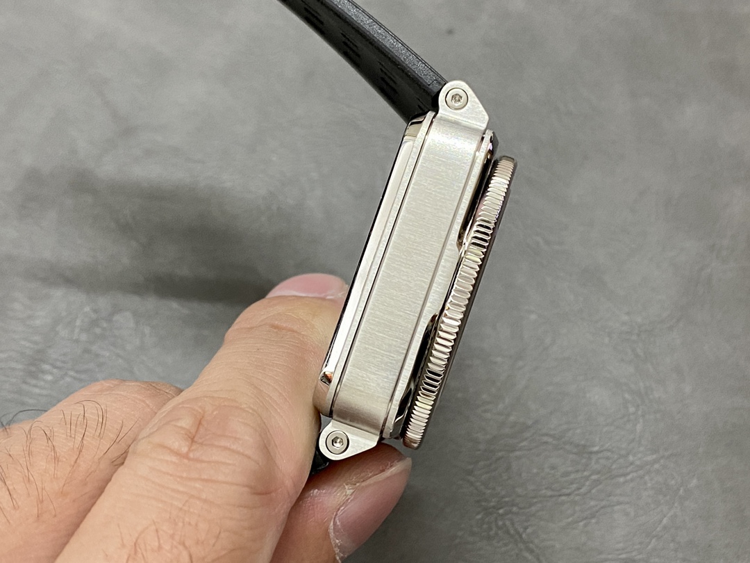 Bell Ross BR 03-94 R.S.19