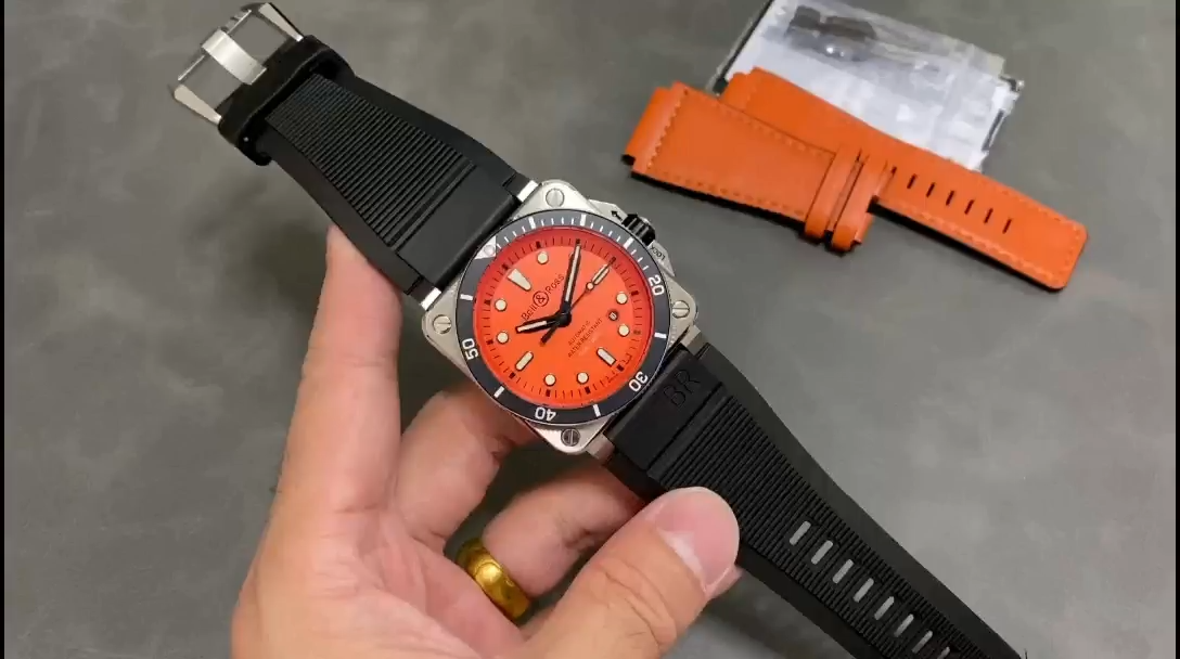 Bell Ross BR 03-92 DIVER Orange