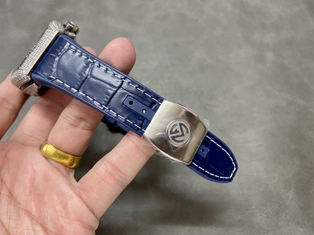 Franck Muller FM V45 CC DT Blue Yacht