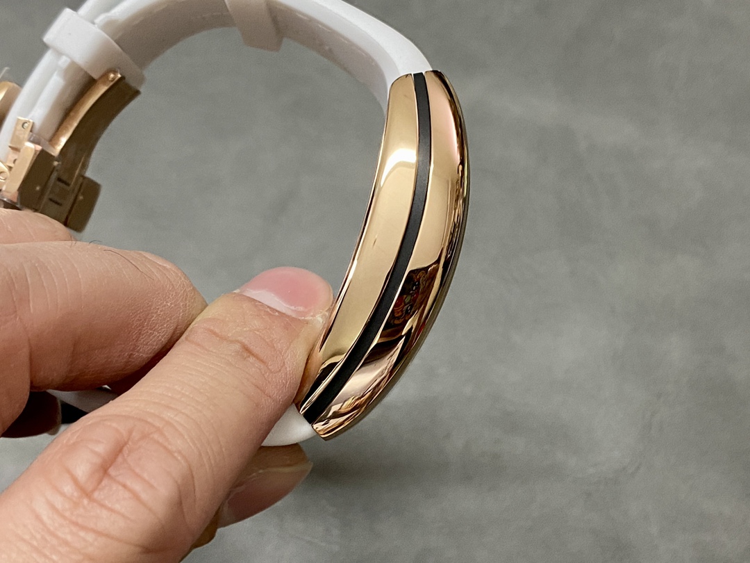 Franck Muller Vanguard Date Rose Gold V 45 SC DT 5N BC