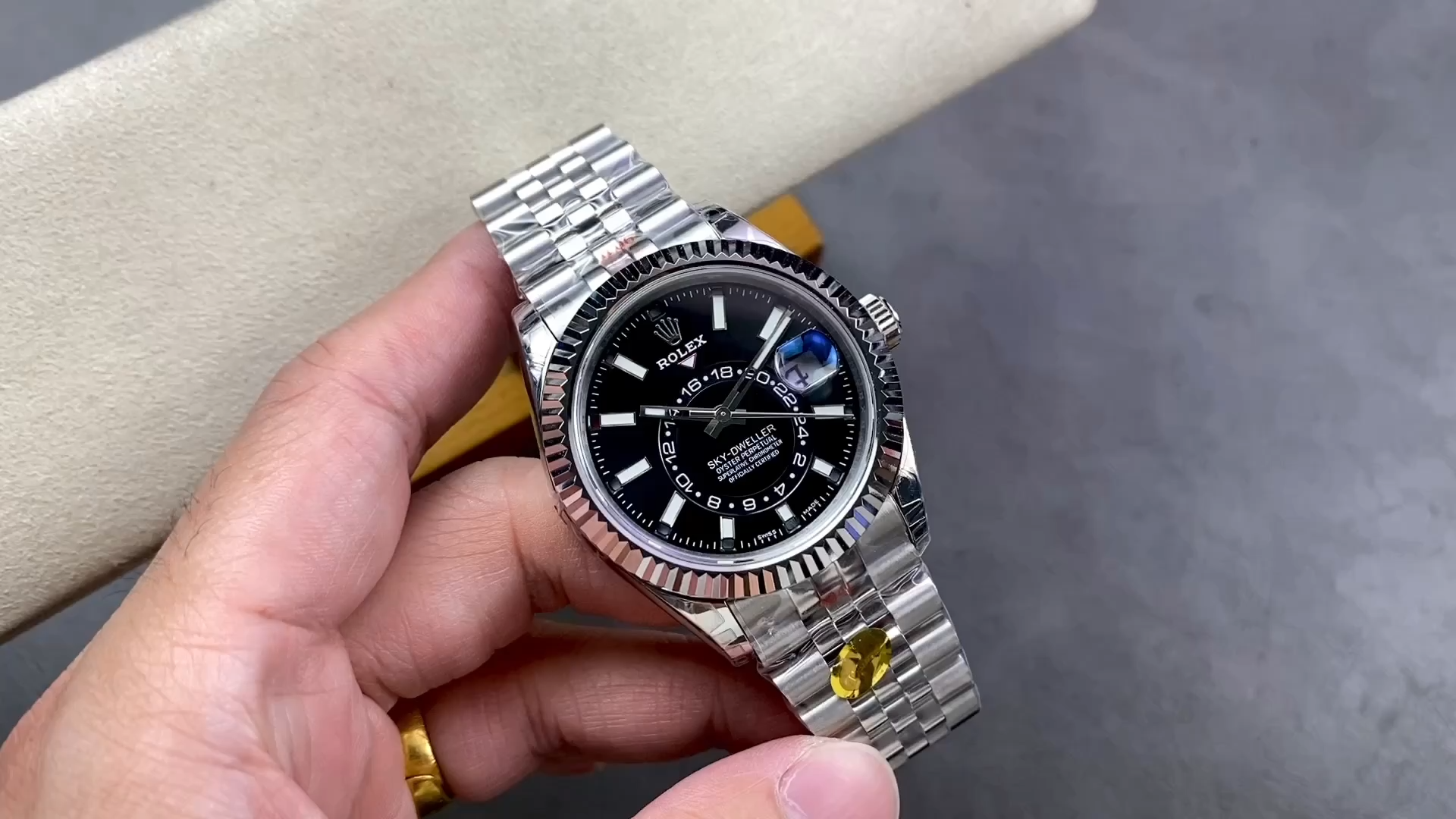 Rolex Sky Dweller Black Dial Jubilee m336934 0008 Automatic 42MM