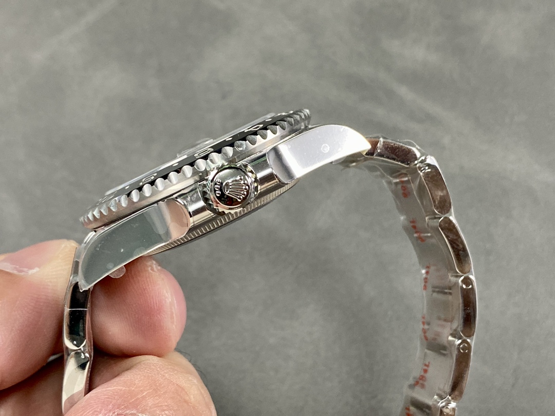 Rolex GMT Master II Oystersteel M126710GRNR 0004 Automatic 40mm