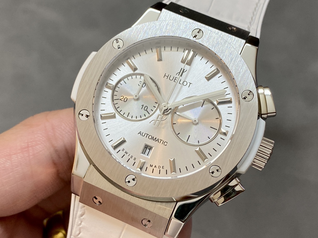 Hublot Classic Fusion 521.NX.7071.LR 45MM Mens