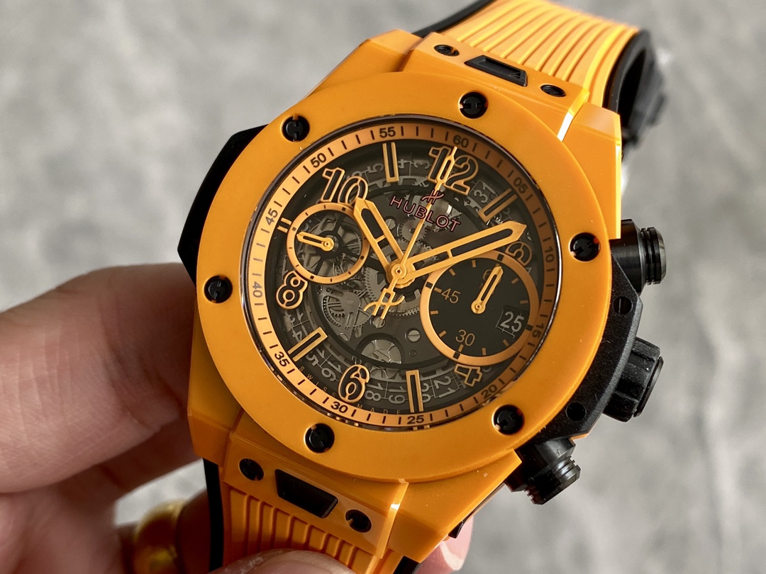 Hublot Big Bang Unico Orange Ceramic 42mm 441.CU.5910.RX