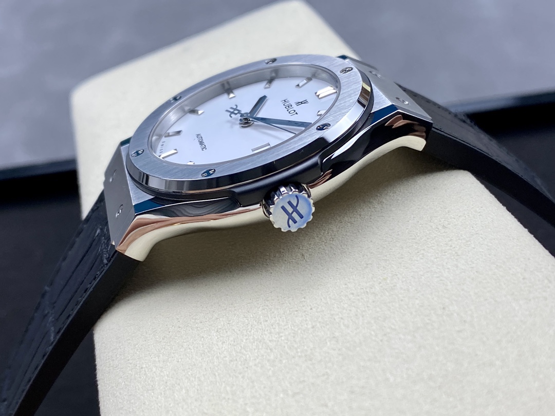 511.NX.2611.LR Hublot Classic Fusion Automatic