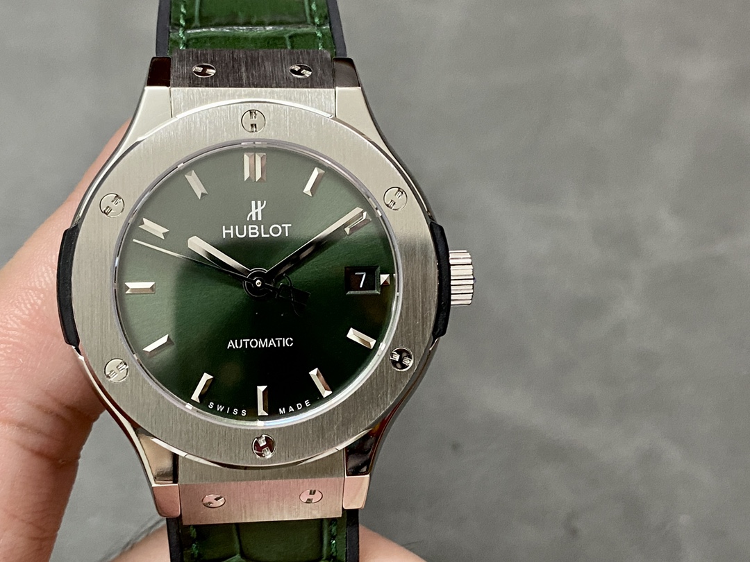 511.NX.8970.LR Hublot Classic Fusion Automatic Green