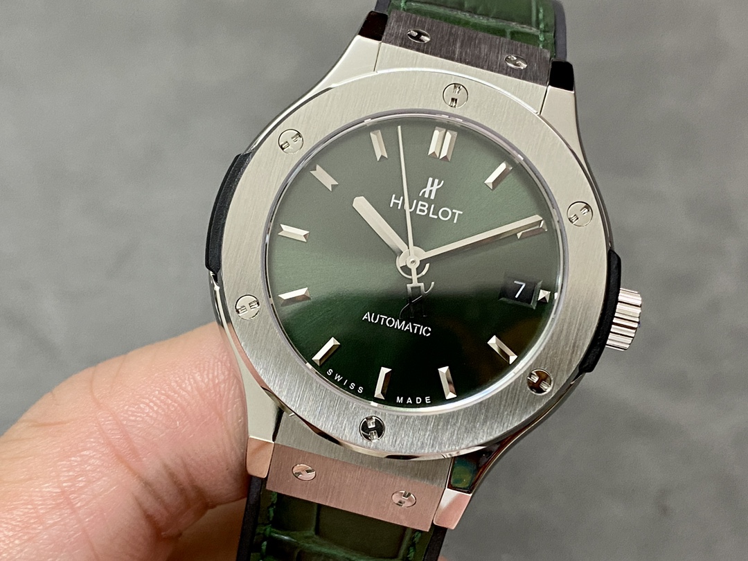 511.NX.8970.LR Hublot Classic Fusion Automatic Green