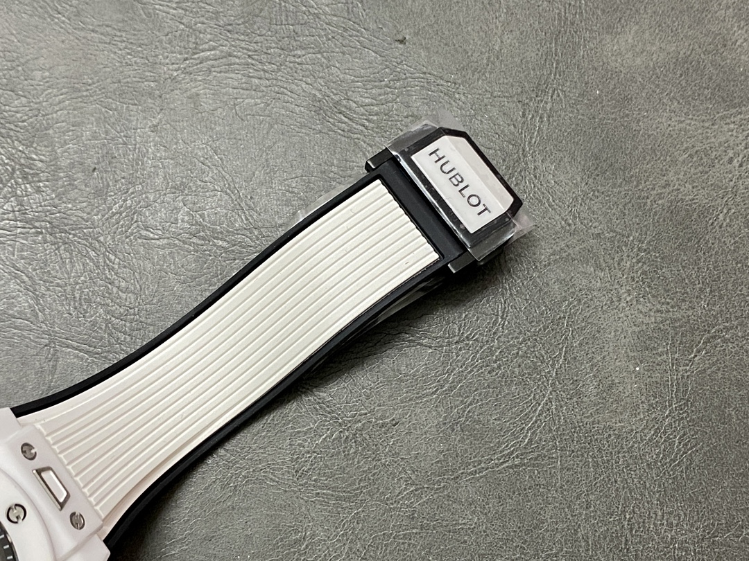 Hublot Big Bang Unico White Ceramic 411.HX.1171.RX