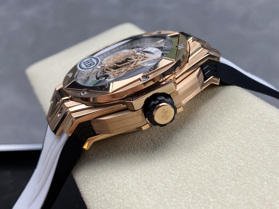 Hublot Big Bang Titanium 418.OX.2001.RX.MXM20