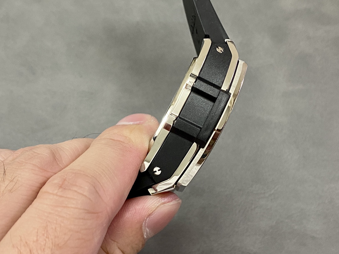 642.NX.0170.RX Hublot Spirit of Big Bang Titanium 42mm Replica Watch