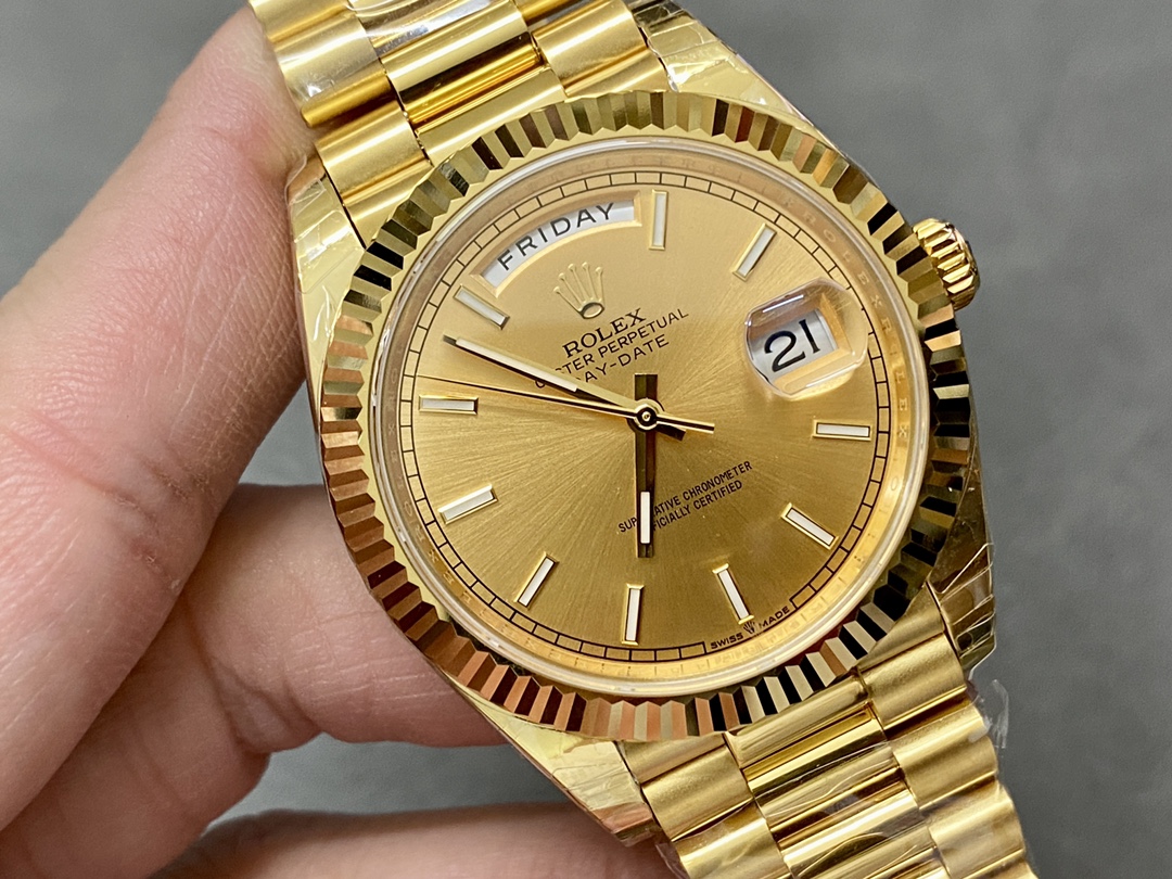 Rolex Day-Date 128238 Fluted Bezel Champagne Index Dial 36MM Unisex Replica Watch