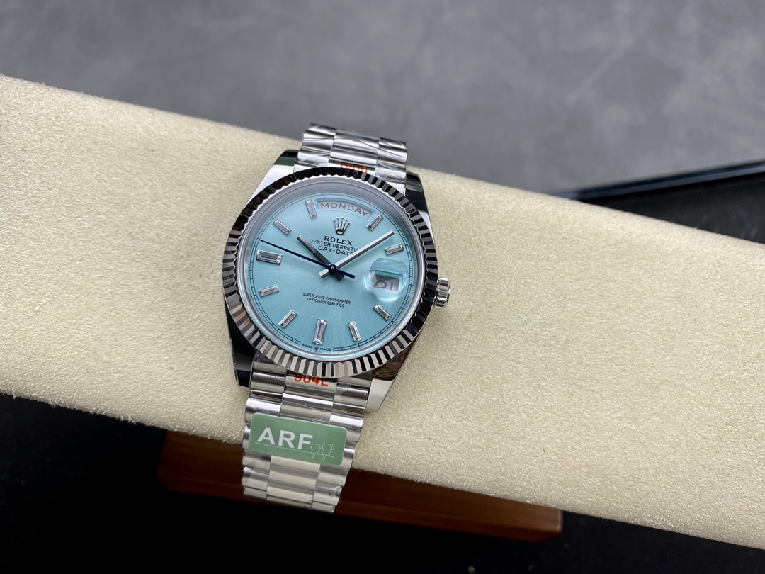 Rolex Day Date 40mm Platinum 228236 0006 Ice Blue Baguette