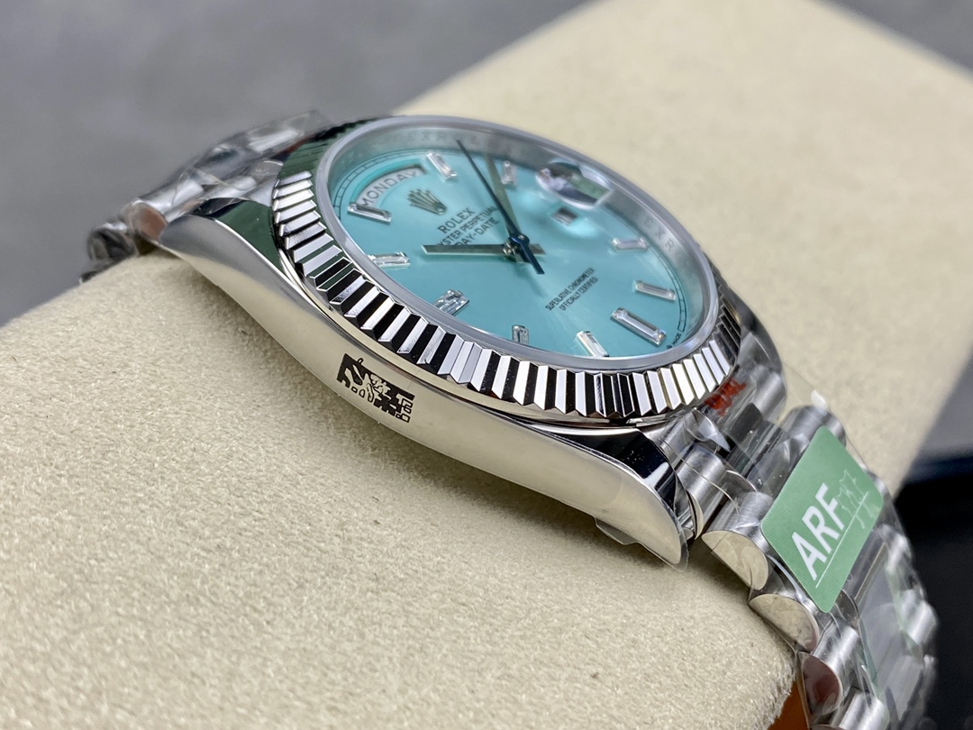 Rolex Day Date 40mm Platinum 228236 0006 Ice Blue Baguette