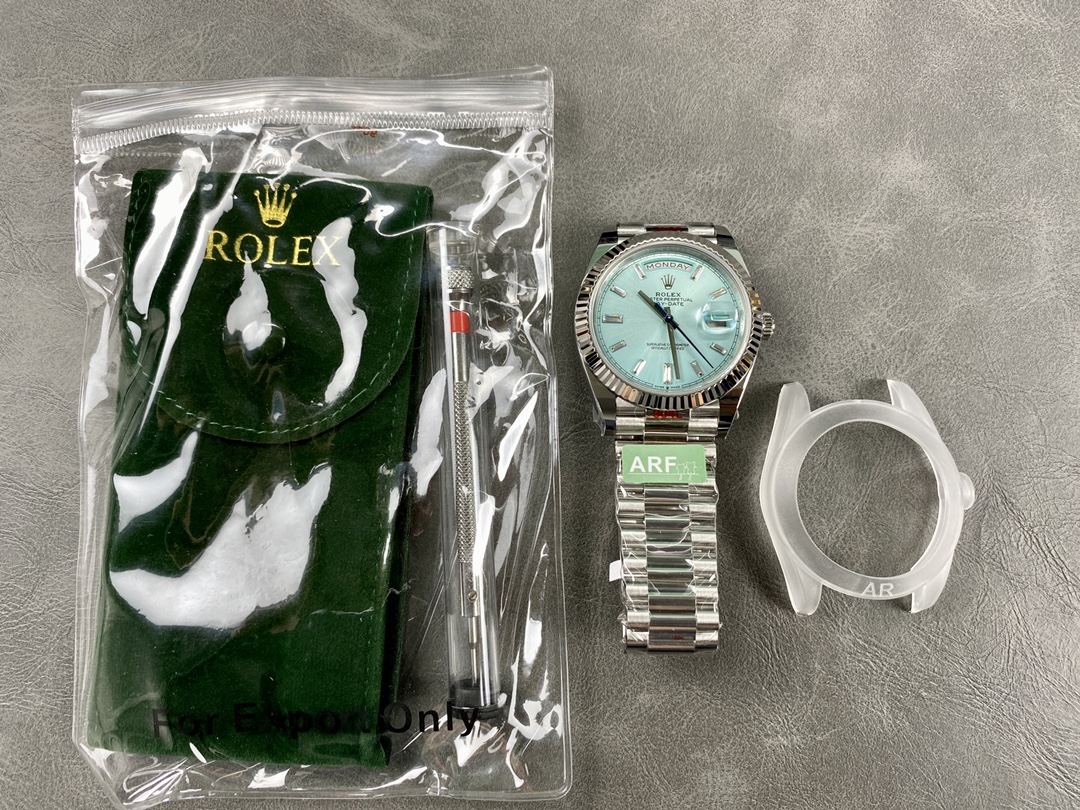 Rolex Day Date 40mm Platinum 228236 0006 Ice Blue Baguette