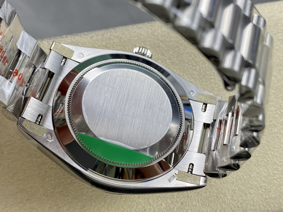 Rolex Day Date 40mm Platinum 228236 0006 Ice Blue Baguette