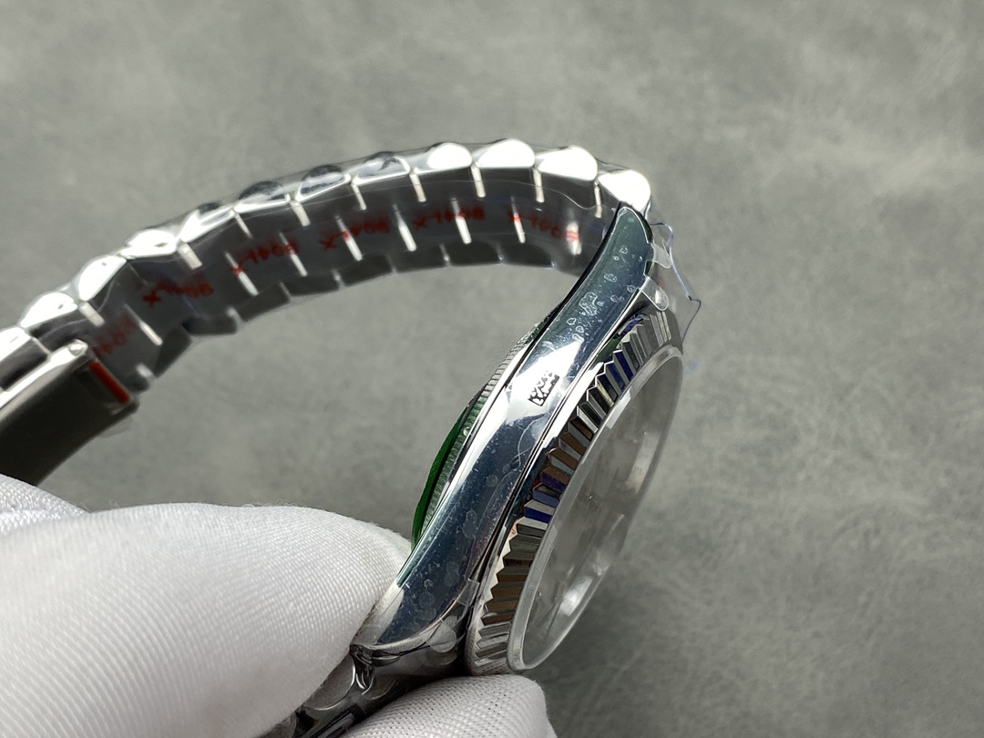 Rolex Day-Date 228239 Meteorite Grey Dial Fluted Bezel 40mm Mens Replica Watch