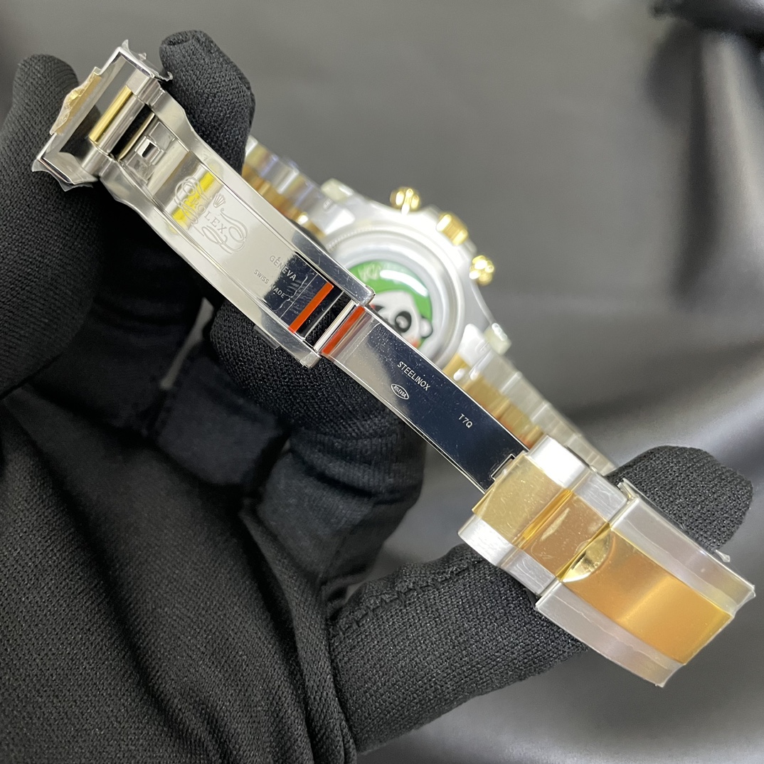 Rolex Cosmograph Daytona 40mm Oystersteel and 18k Yellow Gold 126503 0003