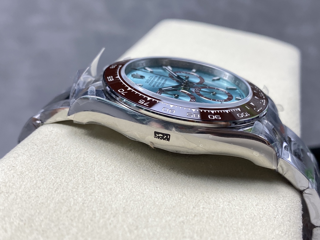 Rolex Platinum Cosmograph Daytona Ice Blue Index Dial Oyster Bracelet 126506 0001
