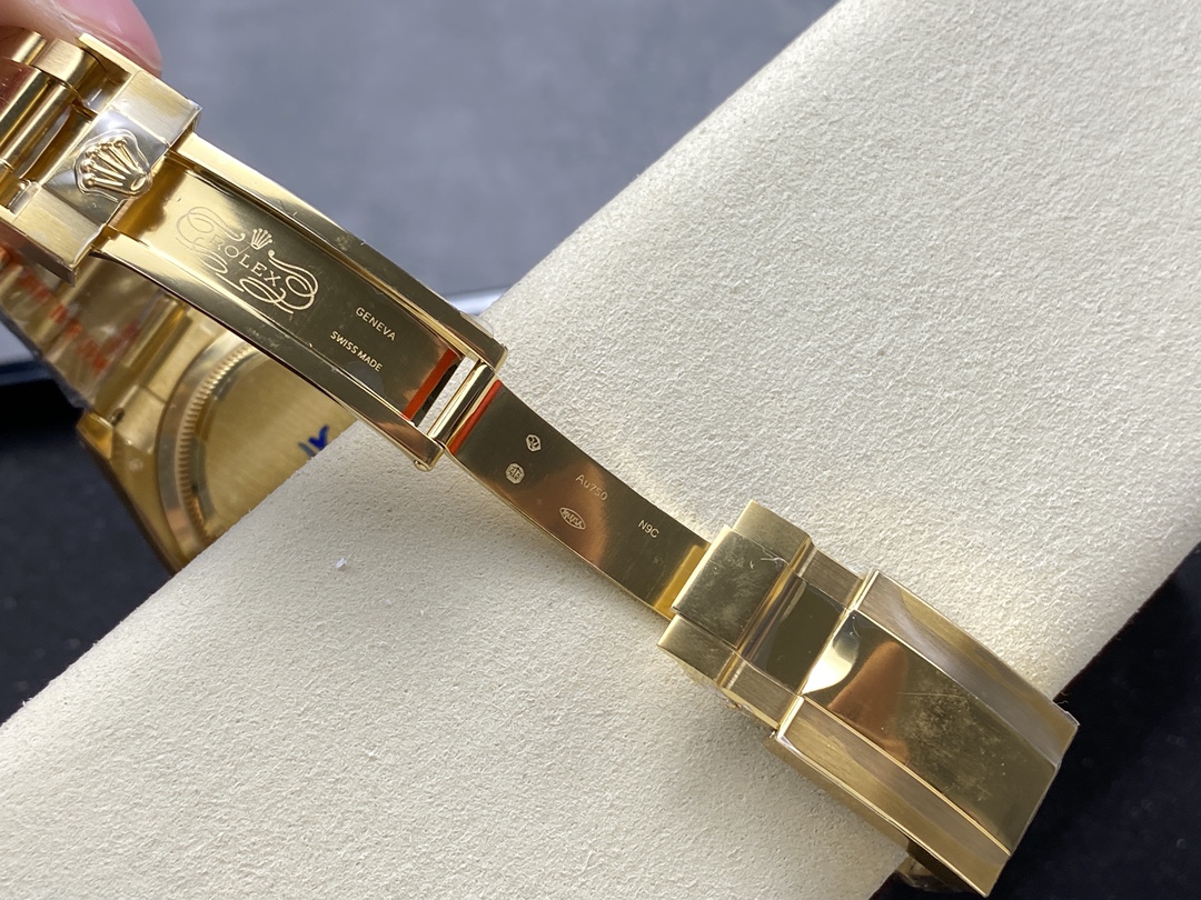 Rolex Daytona 126508 0002 Two Tone Black Dial Replica Watch