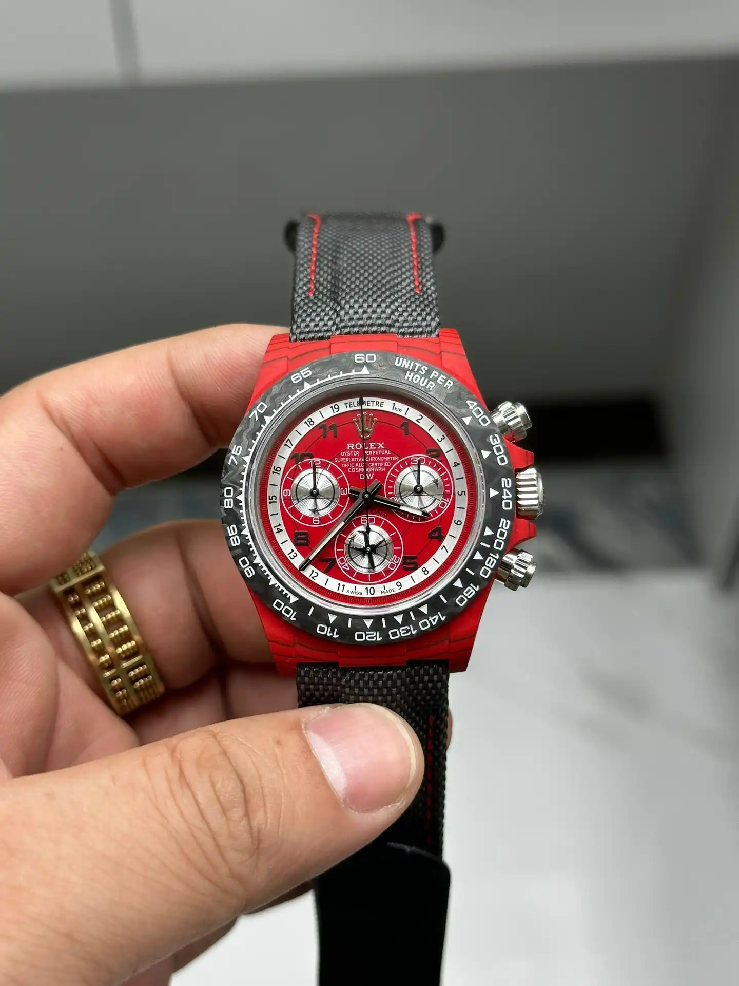 Rolex Daytona Diw Customised Oyster Red Quartz Carbon Fiber 40mm