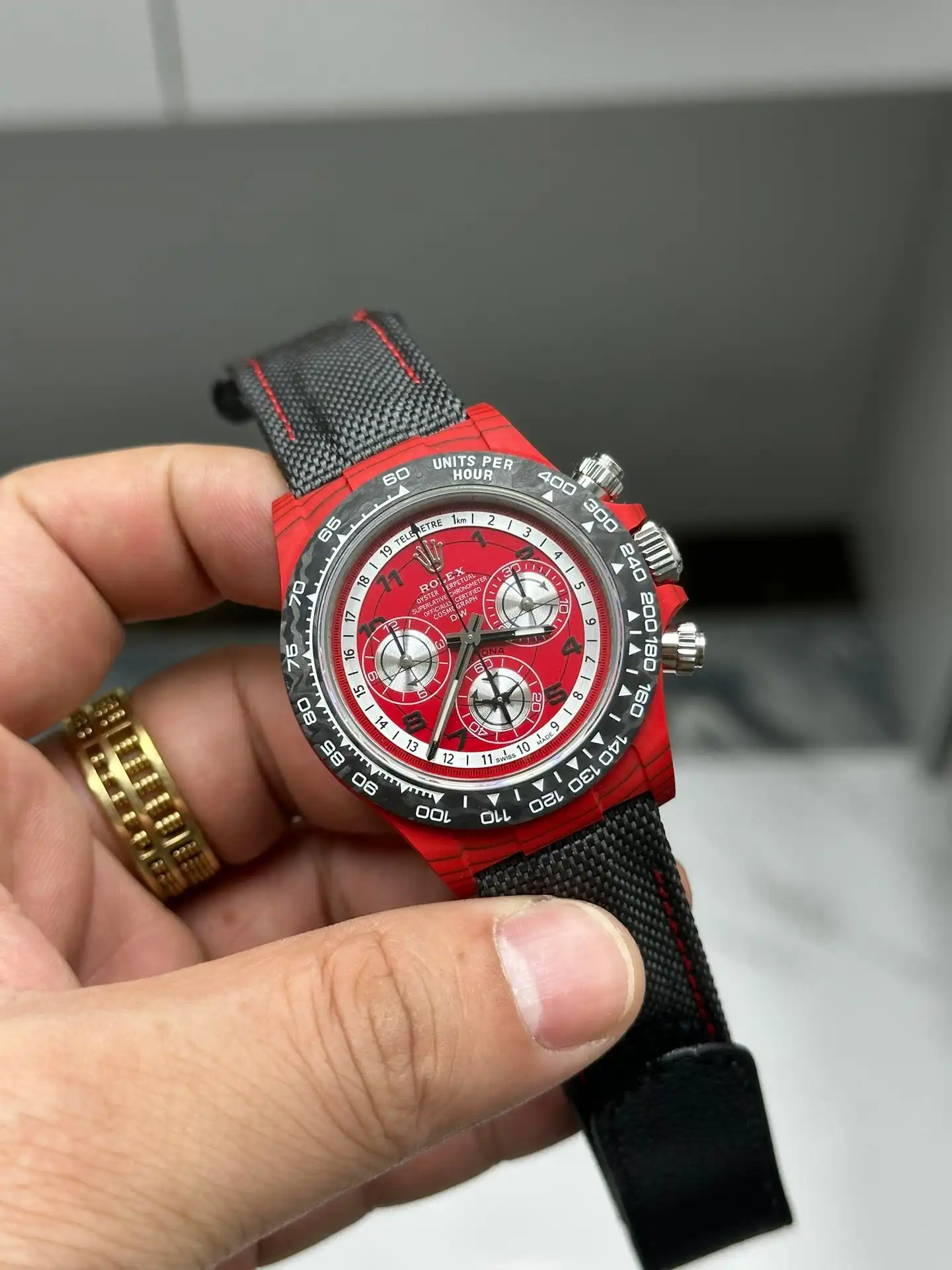 Rolex Daytona Diw Customised Oyster Red Quartz Carbon Fiber 40mm