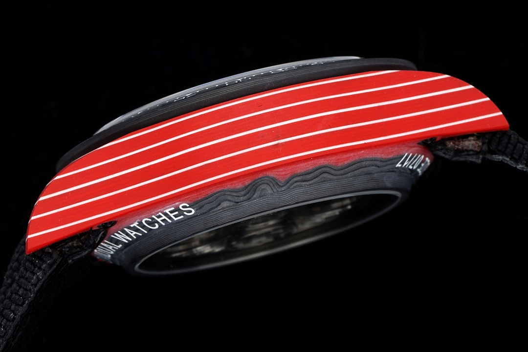 Rolex Daytona Diw x Kakha Kaladze Customised Oyster Red Quartz Carbon Fiber 40mm