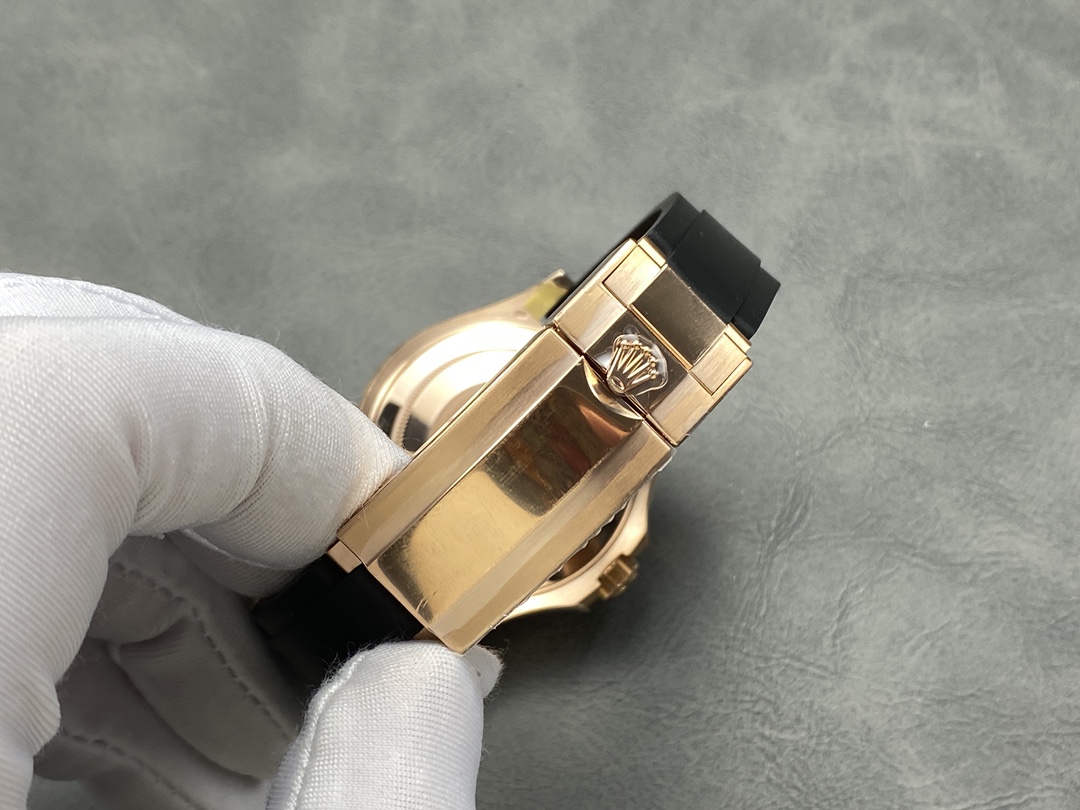 Rolex Yacht-Master 126655 40mm Automatic Black Dial 18kt Everose Gold Watch