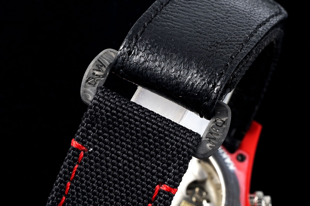 Rolex Daytona Diw x Kakha Kaladze Customised Oyster Red Quartz Carbon Fiber 40mm