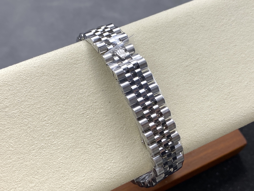 Rolex Datejust 31 Pink Dial Diamonds Jubilee 278274 0032 Women's Watch