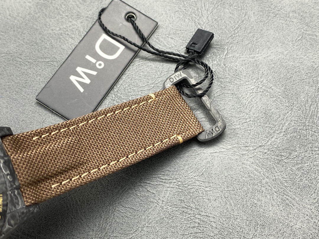 Rolex Daytona DiW Black Gold Customised  NTPT Carbon Fiber 40mm