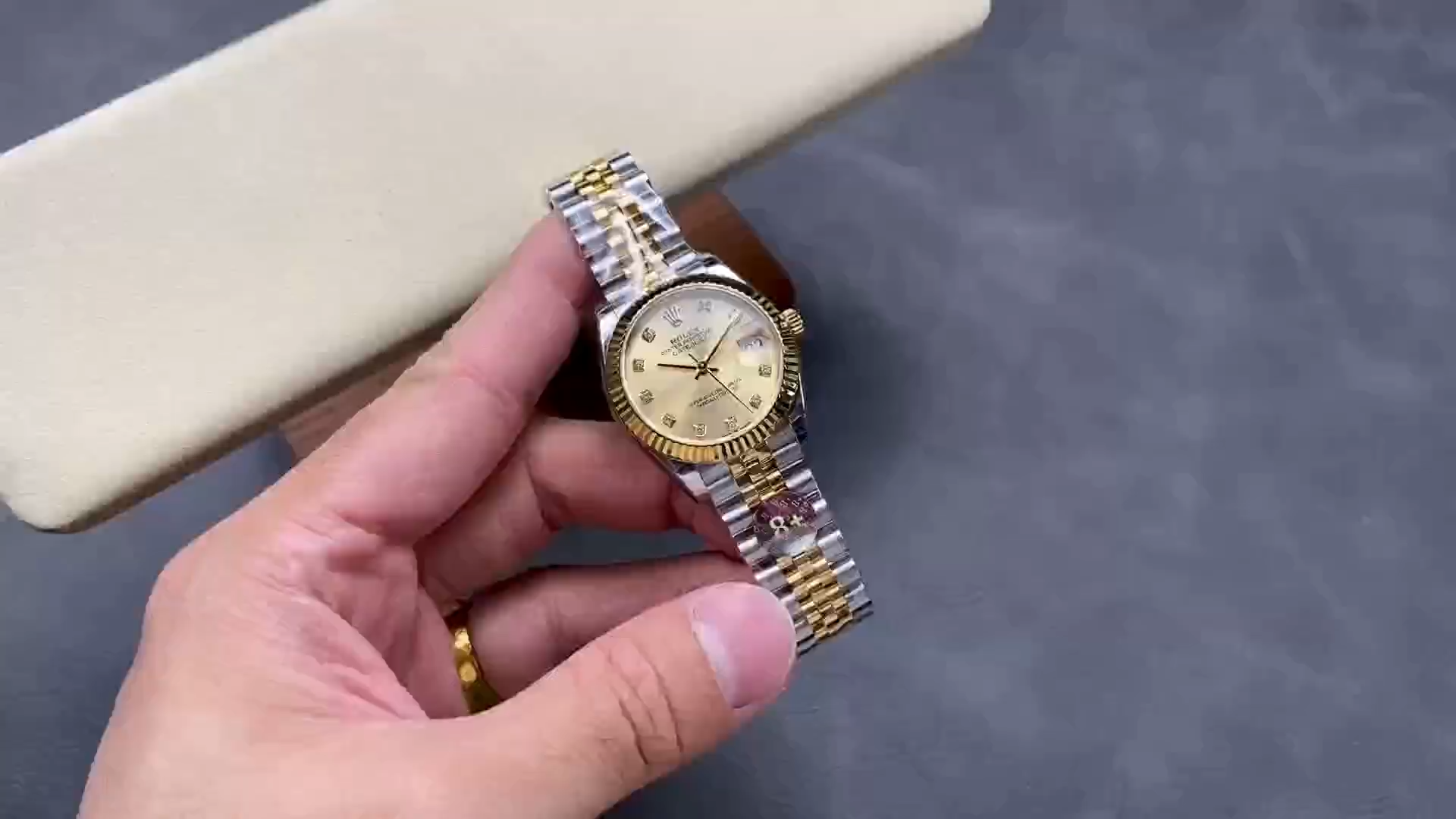 Rolex Datejust 31mm Stainless Steel and Yellow Gold 278273 0026 Champagne Diamond Jubilee