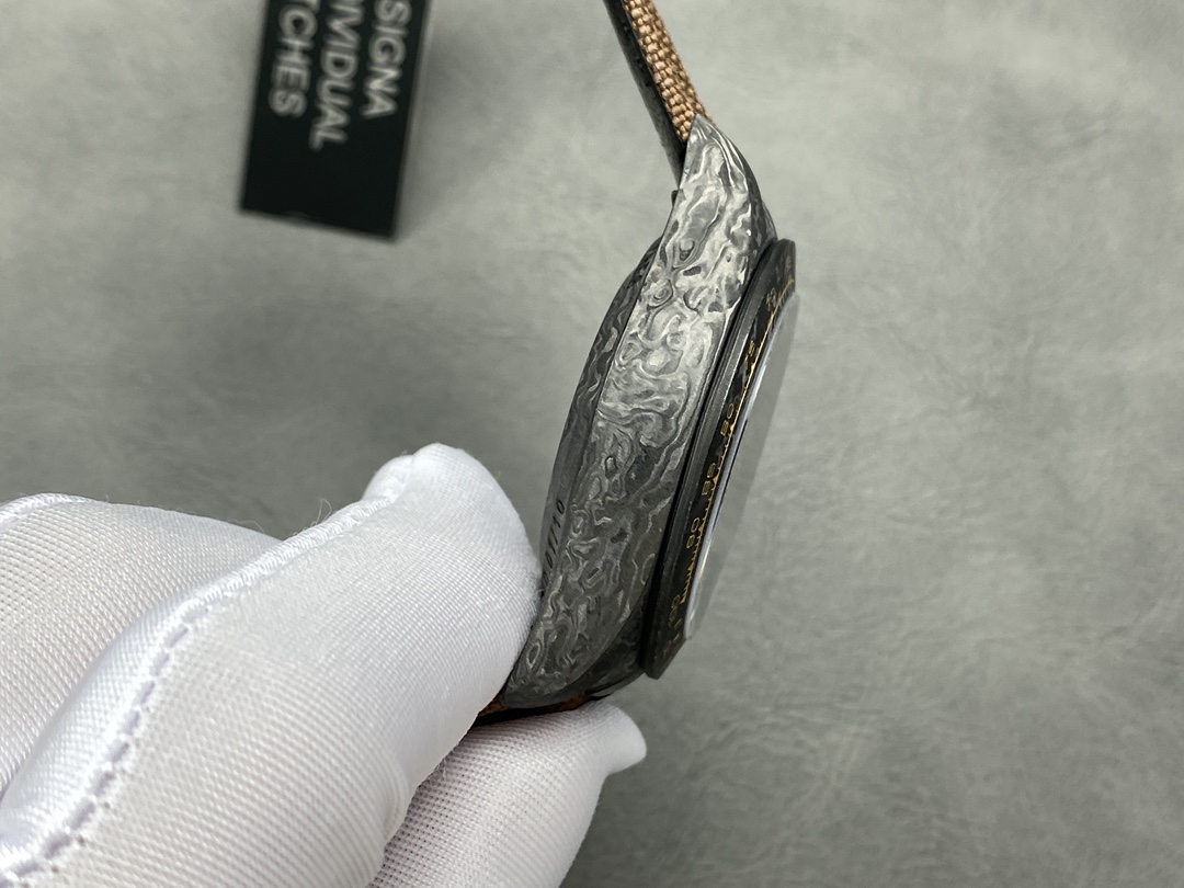 Rolex Daytona DiW Black Gold Customised  NTPT Carbon Fiber 40mm